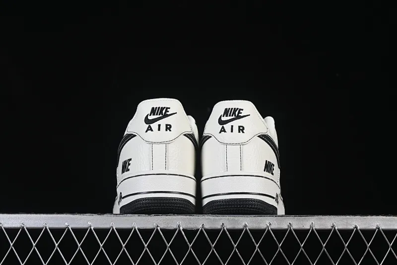 All Categories Nk Air Force 1 Air Force Series Nk Air Force 1 Low Air Force Low Nike Air Force 1'07 Low Classic Black and White Air Force One Low Casual Shoes NH0601-574